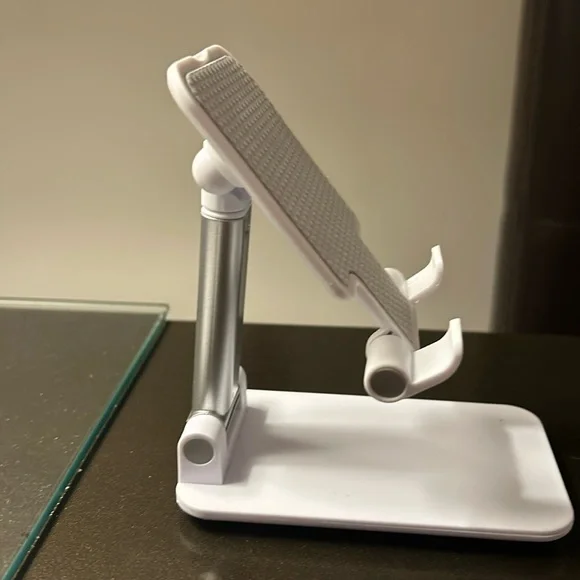 📱PHONE STAND🤳📱 - Picture 1 of 7
